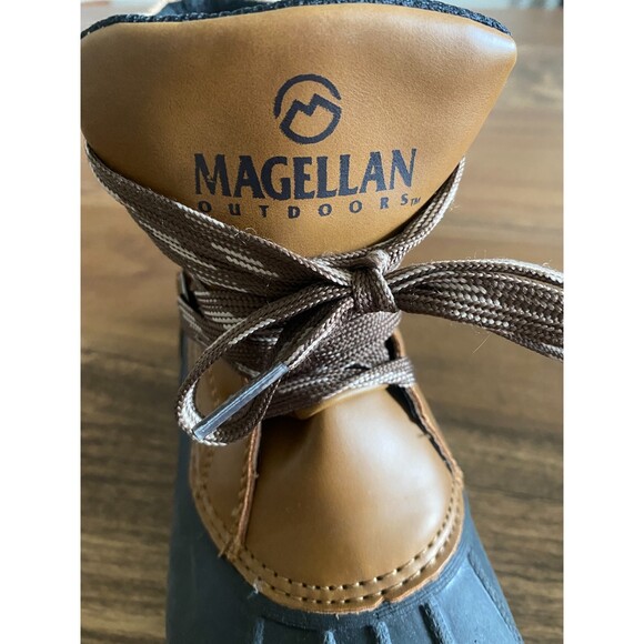 Magellan Outdoors Lace-Up Duck Boots Youth 2 - Picture 11 of 14